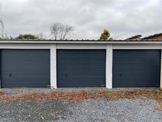 <p><span>Garage box, located in Kortrijk, Heirweg 252. Free on 01/09/2025.</span></p>