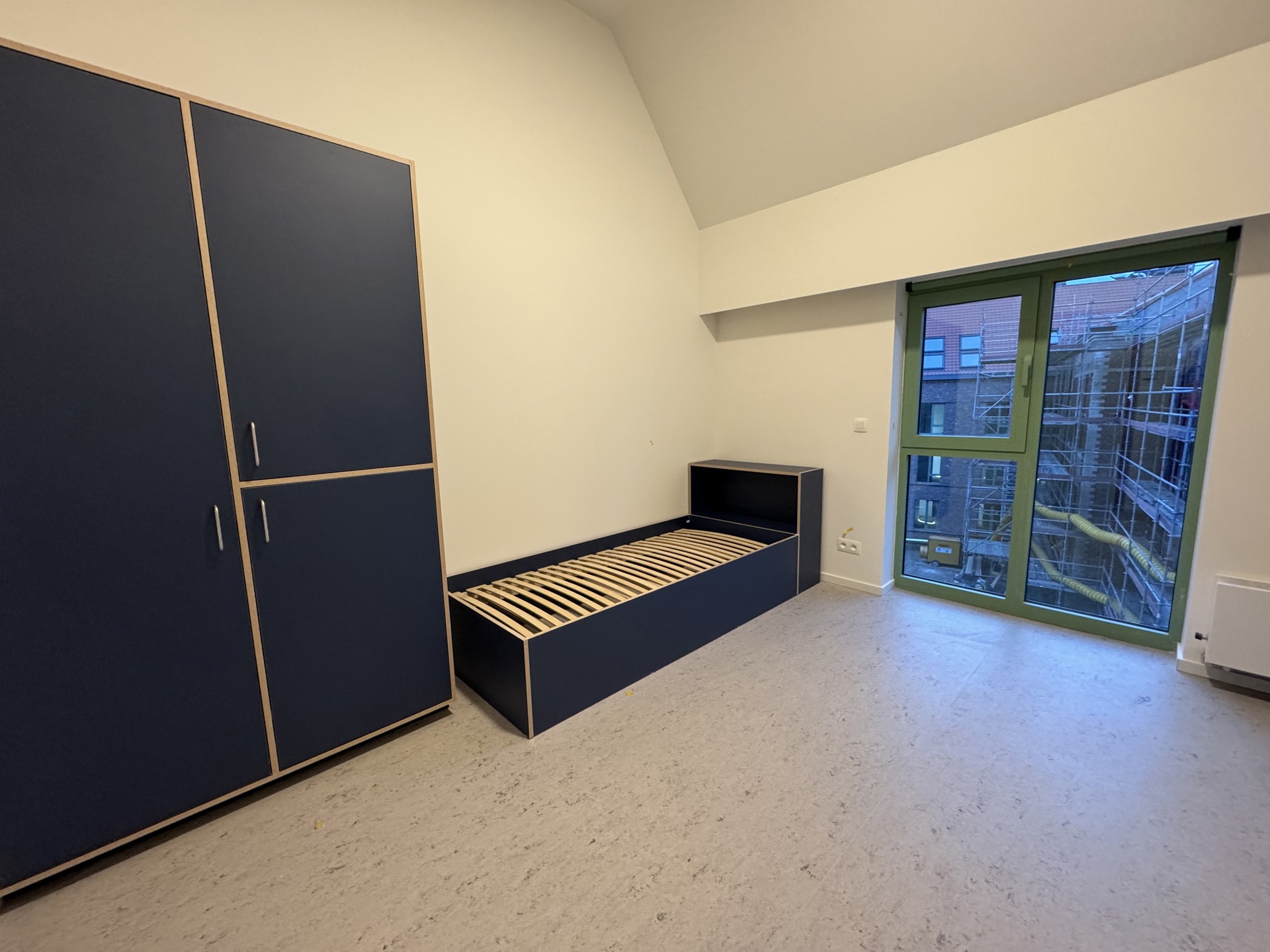 Nieuwbouw studentenkamer met eigen sanitair - foto 3