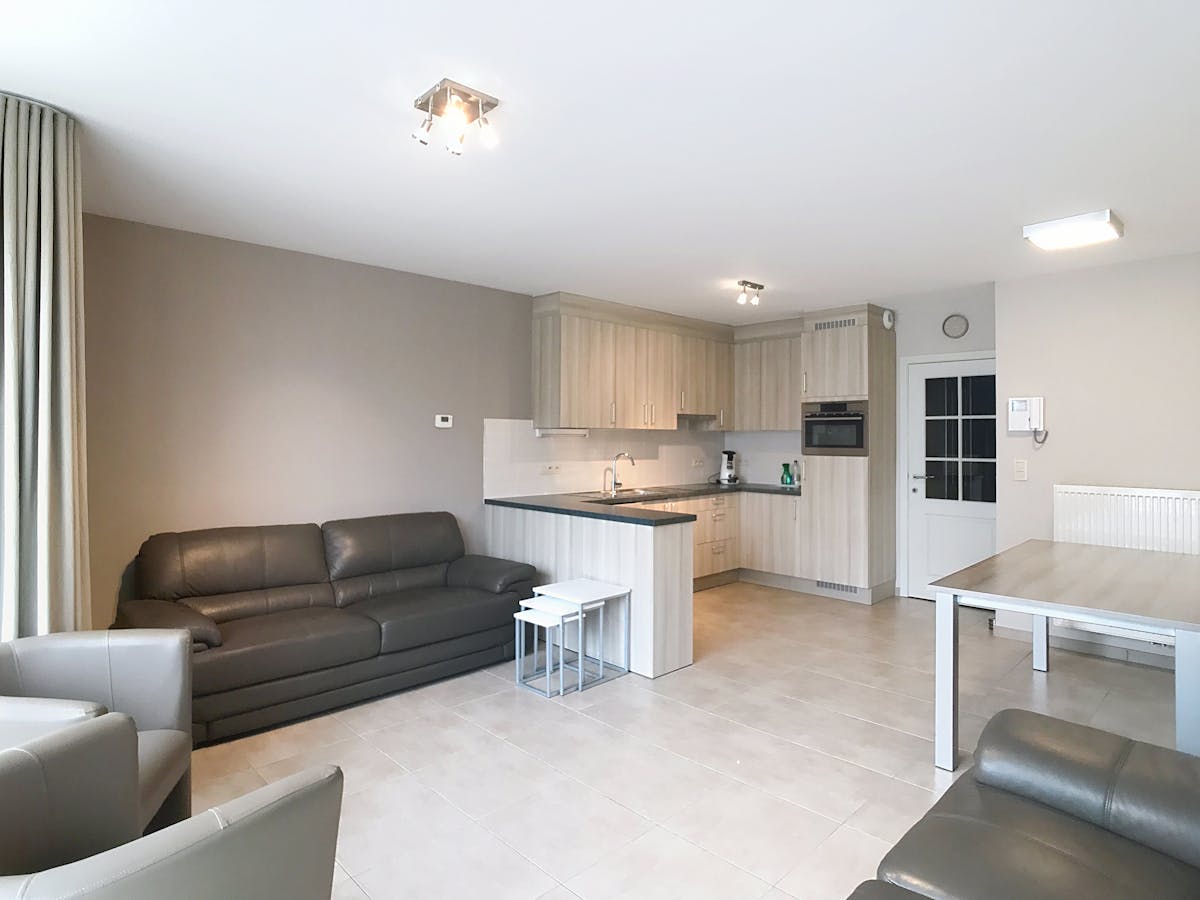 Zonnig 2-slaapkamerappartement te huur op rustige locatie! - foto 4