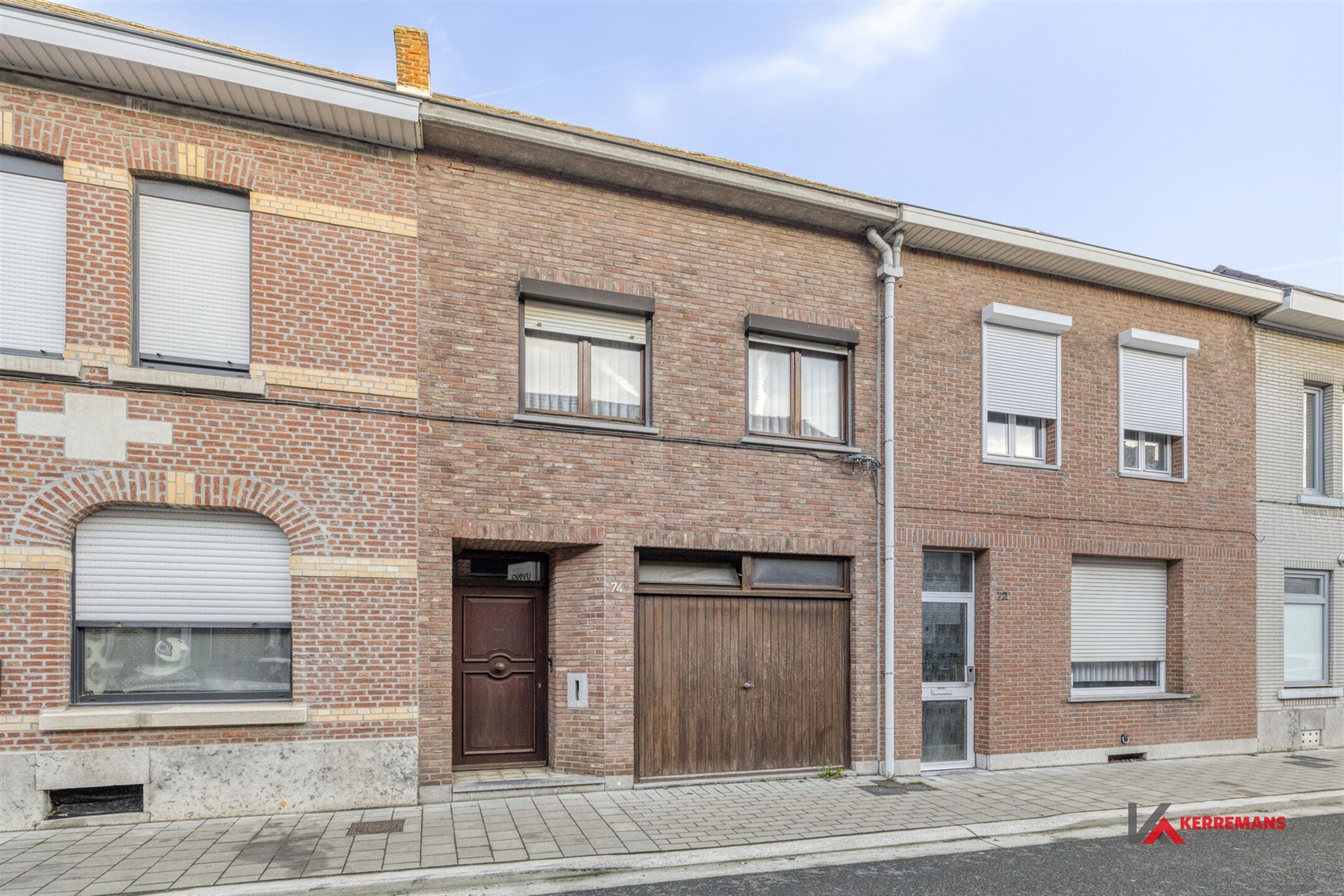 Woning met 2 slaapkamers, tuin en garage.  - foto 2