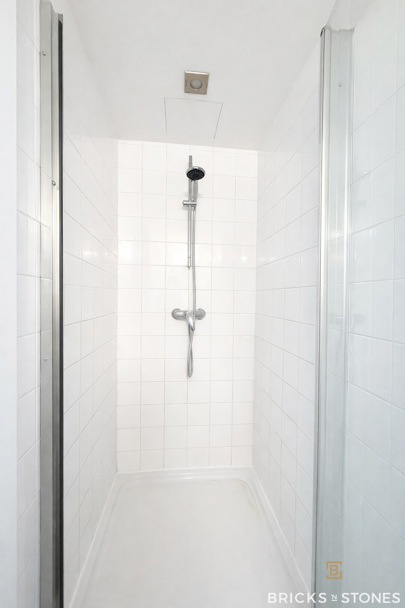 Verzorgd appartement met terras nabij Park Spoor Noord - foto 4