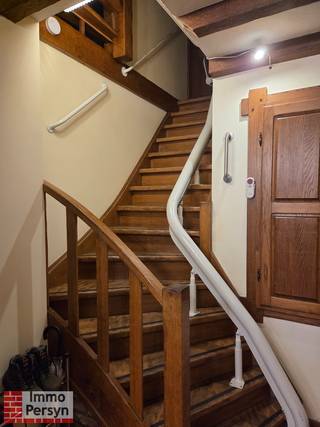 Ben je op zoek naar een ruim 3-slaapkamer appartement met een uitstekende verbinding?Dit instapklare duplex-appartement in Testelt combineert rust,...