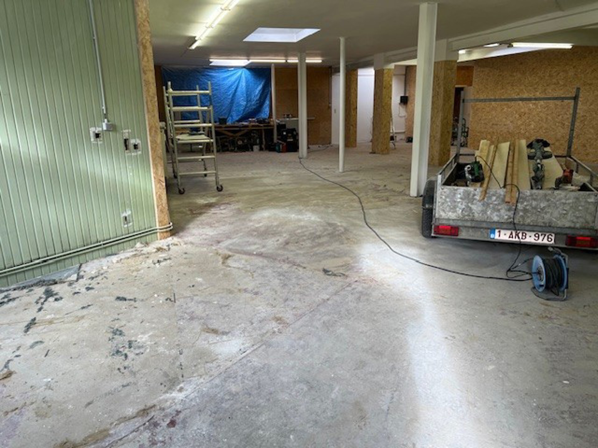 Goed gelegen magazijn te huur ( 130m²) - foto 2