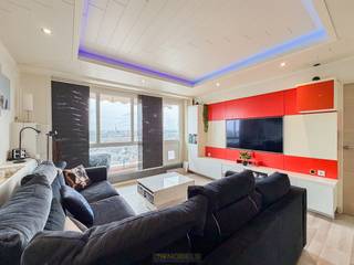 1ste bezoekdag maandag 6 april! Inschrijven kan via www.nobels.be onder referentienummer 4293072.INSTAPKLAAR APPARTEMENT gelegen op de 10de...