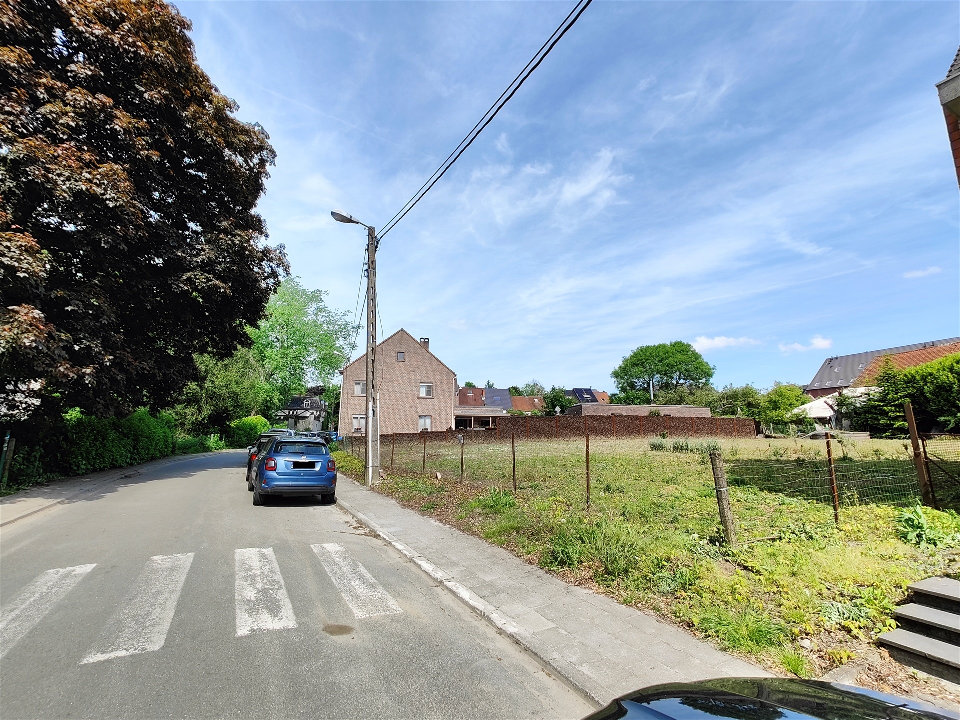 Terrain à construire pour maison fermée dans un endroit calme, à proximité de la gare et du centre d' Asse! - photo 5