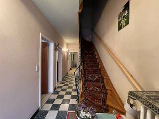 EMILE VANDERVELDESTRAAT 21 2850 BOOMSolide en ruime woning nabij het handelscentrum! Deze woning werd in 1960 opgetrokken uit betonstructuur. Dit...