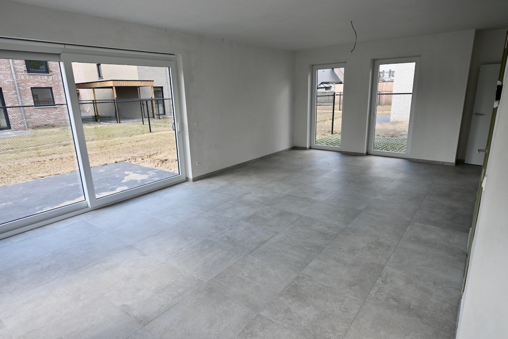 Nieuwbouwwoning in centrum Broechem met 3 slaapkamers ! - foto 5