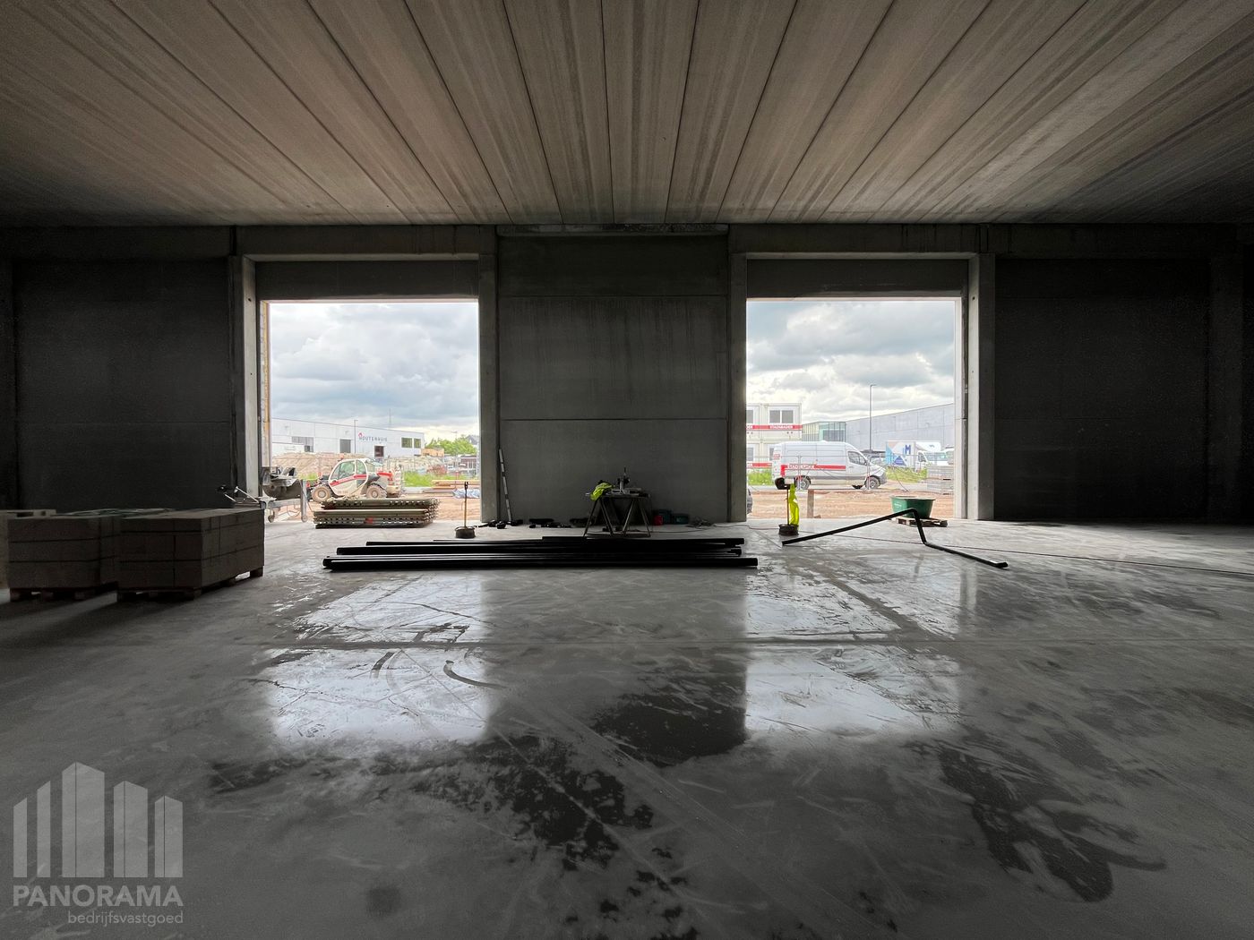 Nieuwbouw magazijn met mezzanine op toplocatie vlak naast de R4 - photo 5