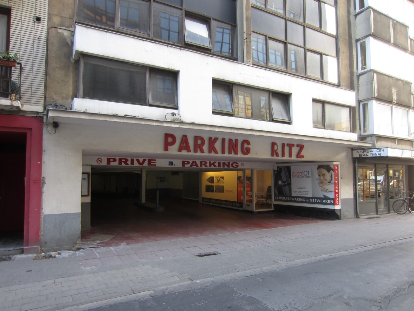 PARKING RITZ - photo 1