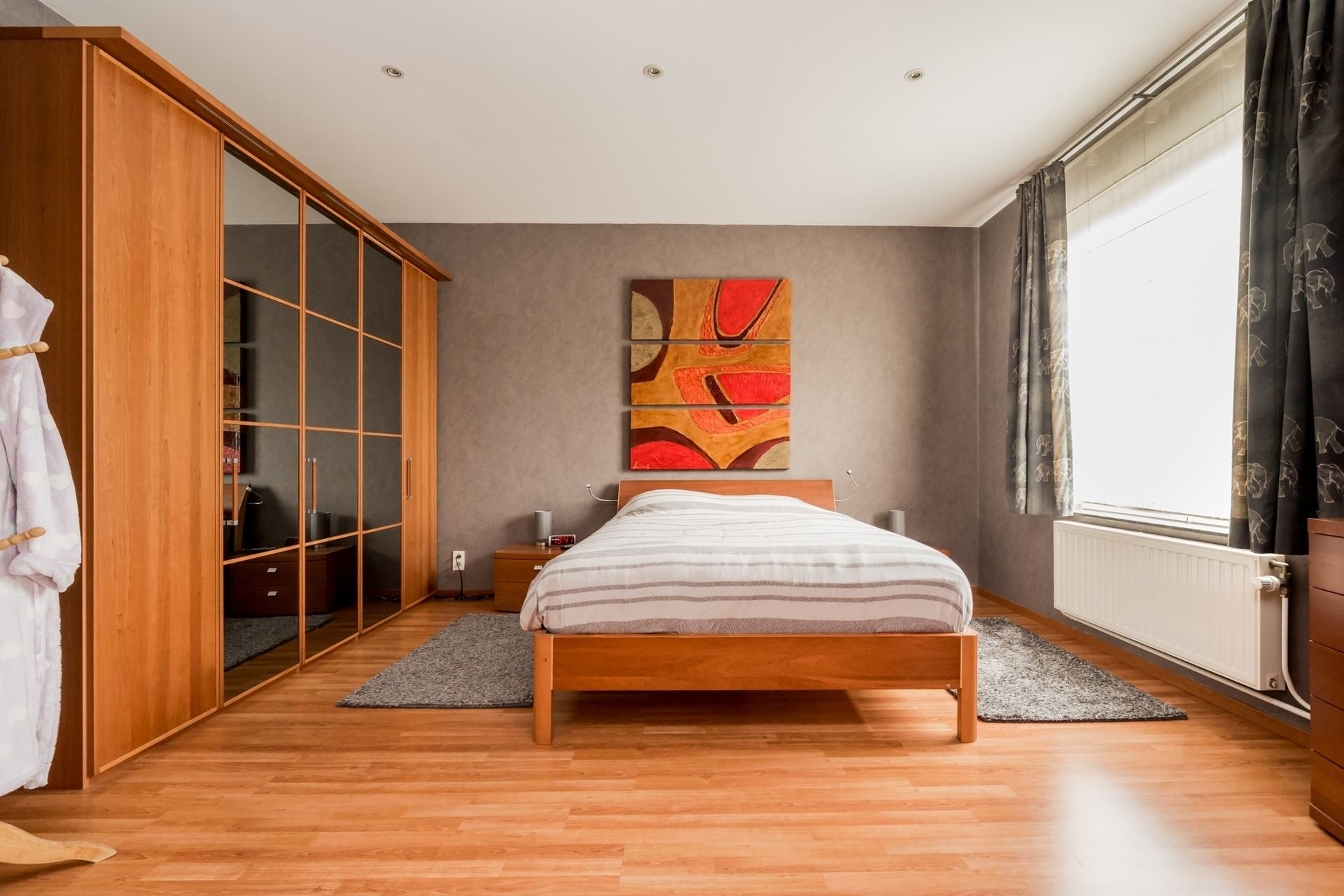 Ruime karaktervolle woning met 6 slpks en tuin! - foto 4