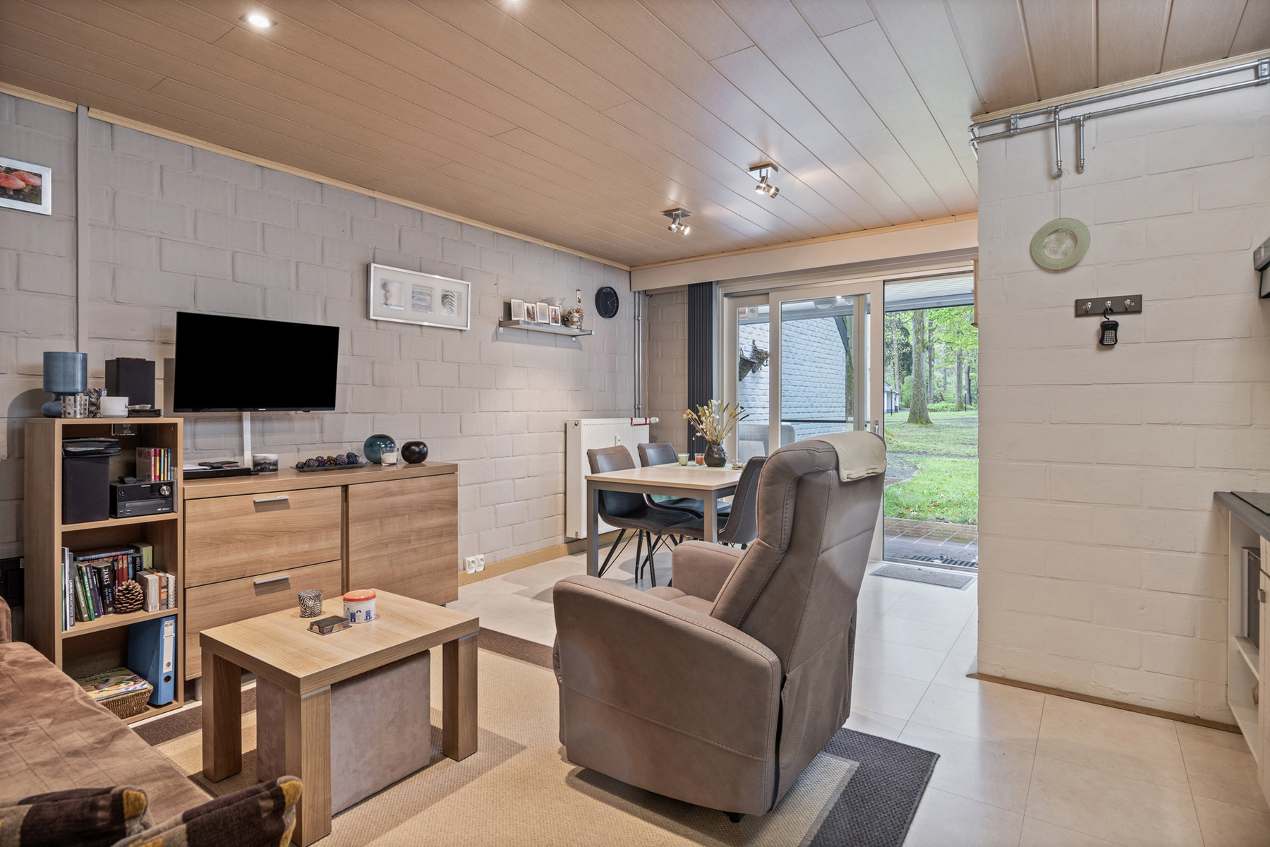 Apartment for sale in Houthalen-Helchteren with 2 bedrooms - photo 2