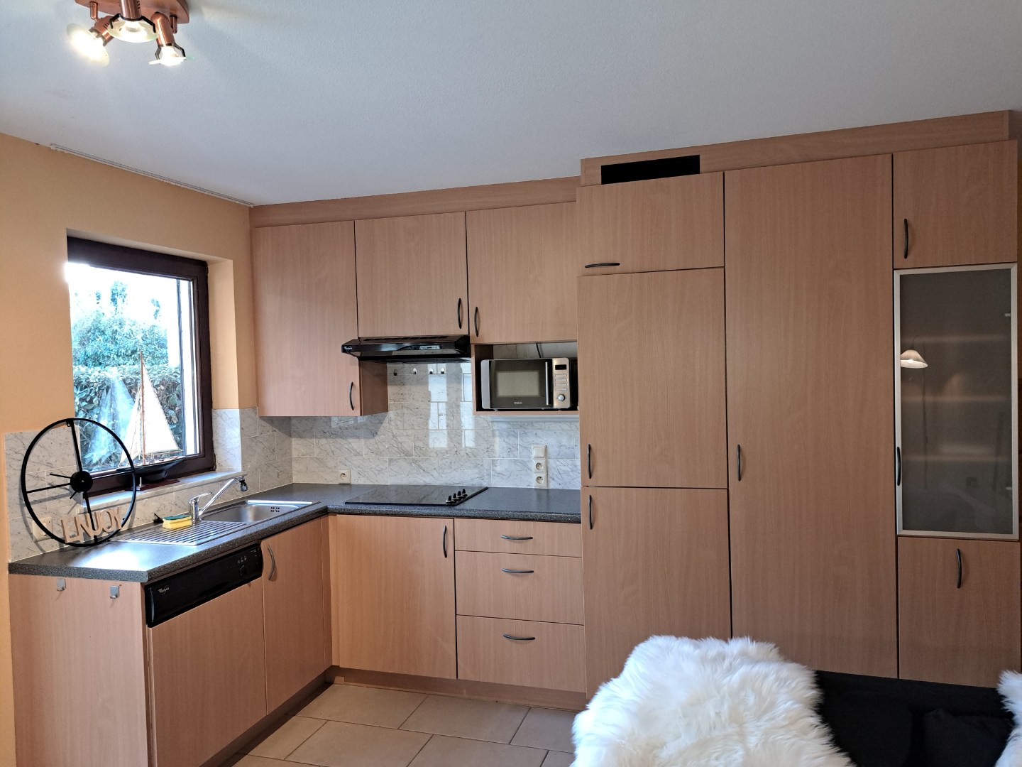 APPARTEMENT MODERN ET ENSOLEILLE AVEC 1 CHAMBRE A COUCHER A QUELQUES PAS DE LA PLAGE - photo 4