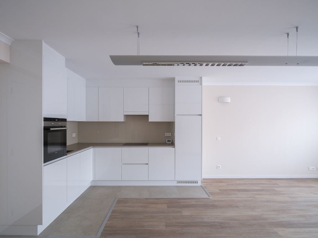 Coupure Rechts. Kwalitatief gerenoveerd 2 slpk-appartment met terras op een boogscheut van het stadscentrum. - foto 5