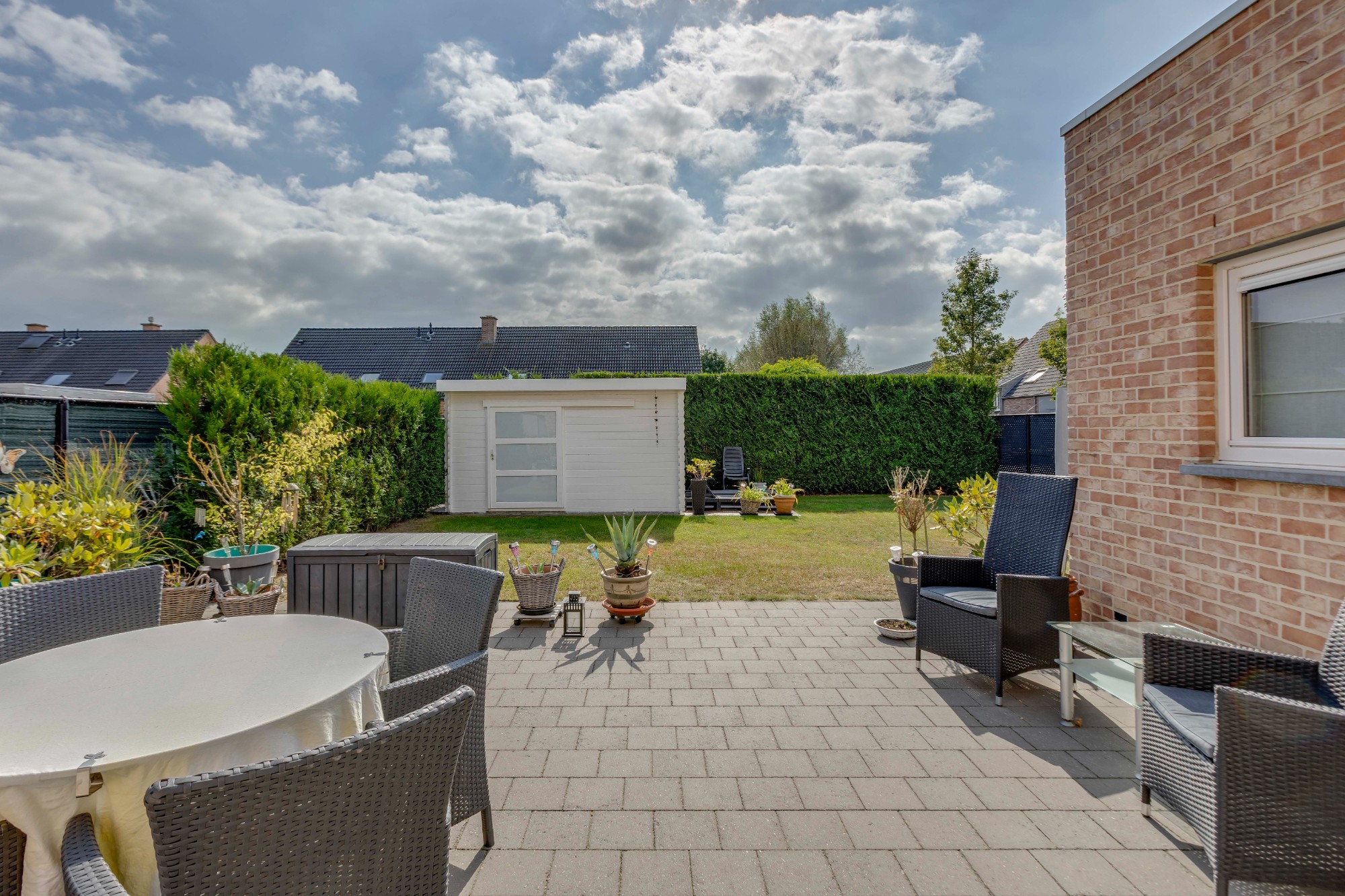 Gezinswoning gelegen in een doodlopende straat - foto 4