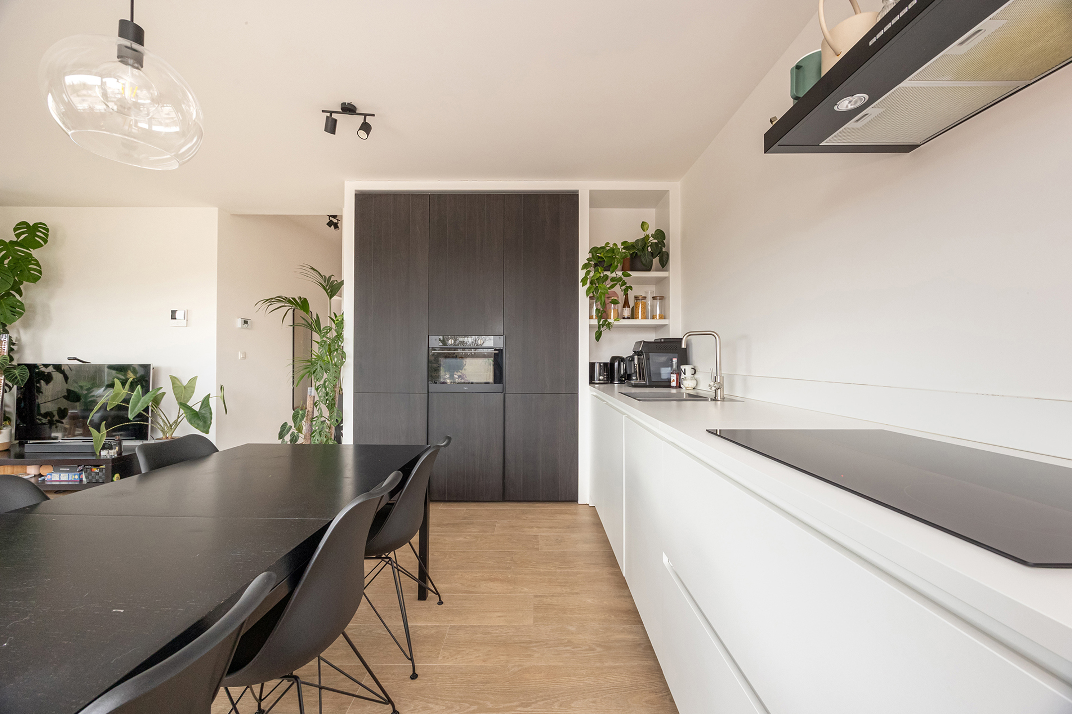 Recent 2-slaapkamerappartement met terras en autostaanplaats - foto 3