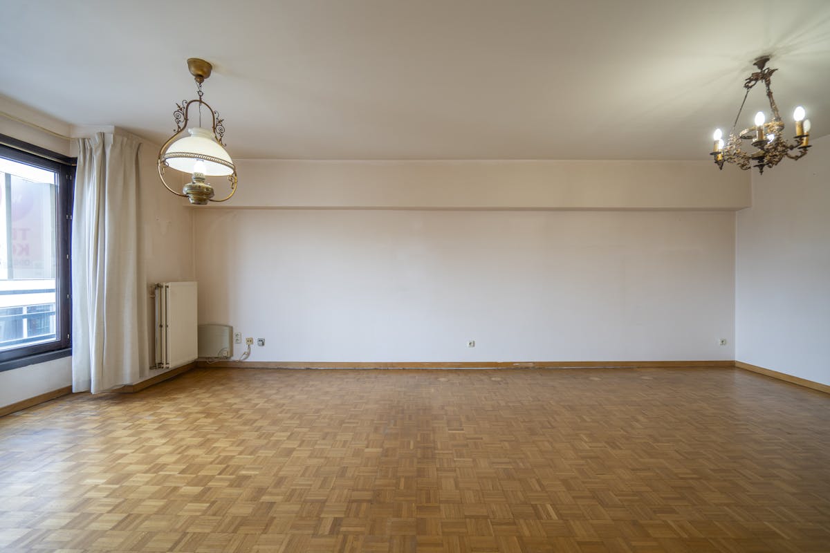 For sale: bright 2-bedroom apartment in Kortrijk - photo 4
