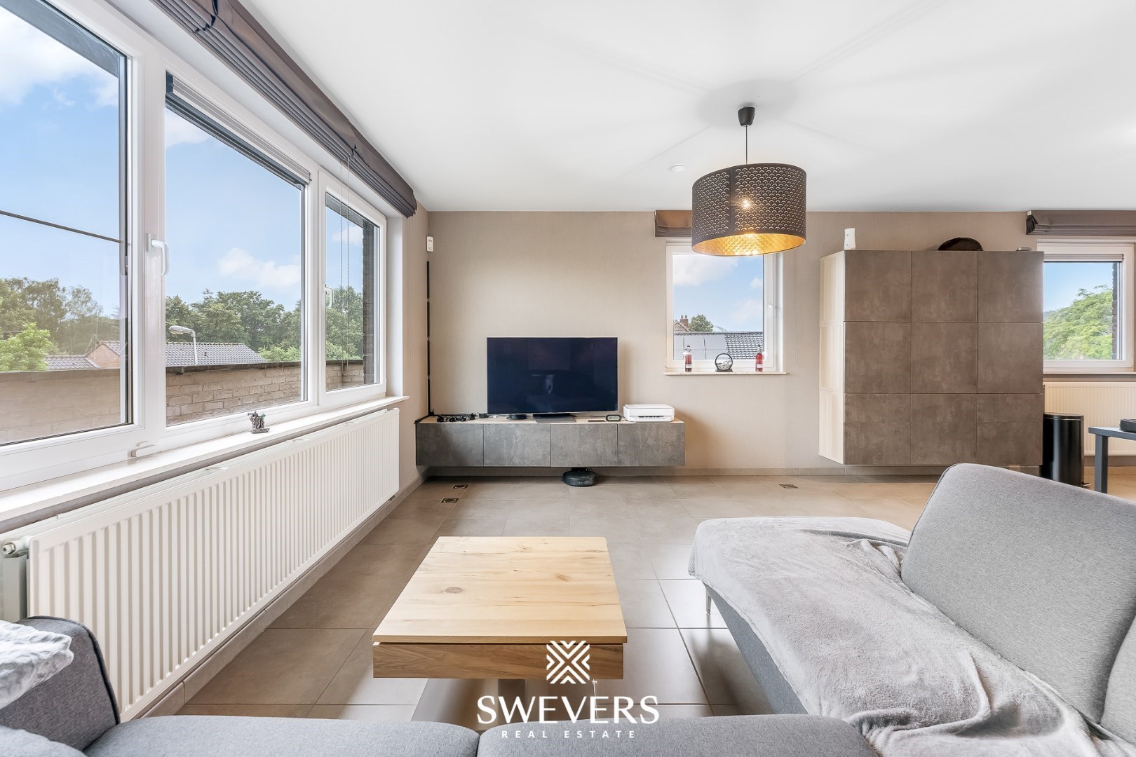 Ruim appartement net buiten Beringen-centrum met uitzicht rondom - foto 5