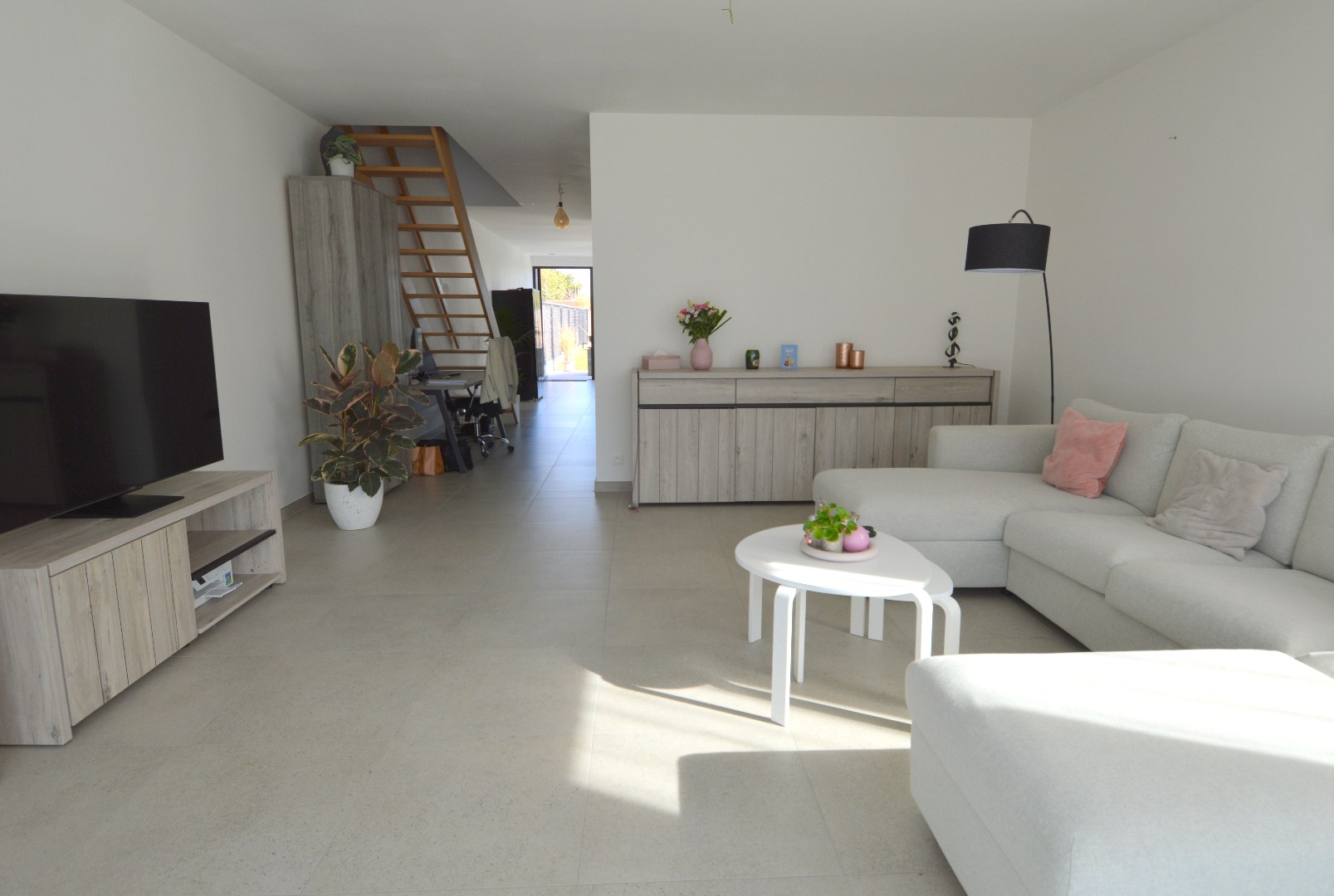 Ruime nieuwbouwwoning met 3 slaapkamers en tuin in Gullegem - foto 4