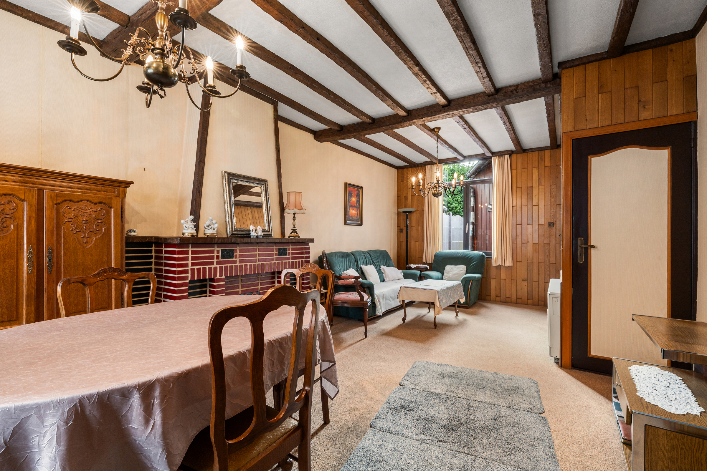 Op te frissen woning met 3slpk mogelijk nabij groen pleintje - foto 3