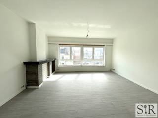 Volledig verbouwd appartement op een boogscheut van Mechelen Centrum Dit gezellige en lichtrijke appartement ligt op een ideale locatie, dichtbij...