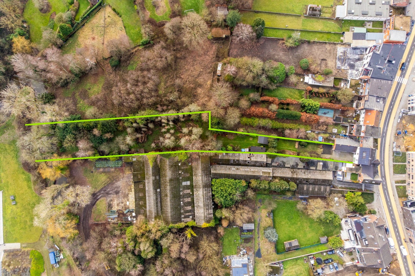 Ruime, instapklare woning met prachtig karakter en unieke tuin (29a40ca) ! - foto 2