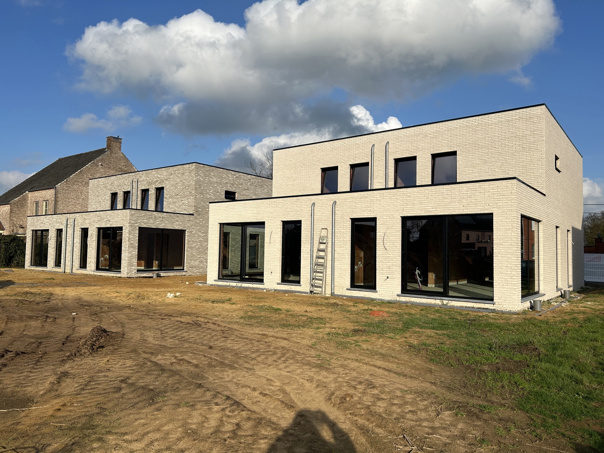 Toffe energiezuinige nieuwbouwwoning met drie slpks - foto 2