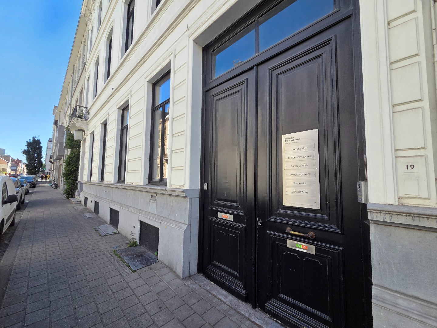 Kantoorruimte nabij de rechtbank van 325 m² - foto 2