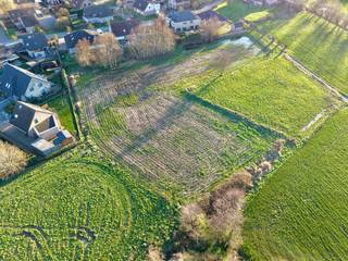 Projectgrond te koop in Ertvelde (Rieme) met een totale oppervlakte van 5.790 m². Het perceel omvat deels een bufferzone, wat mogelijkheden...