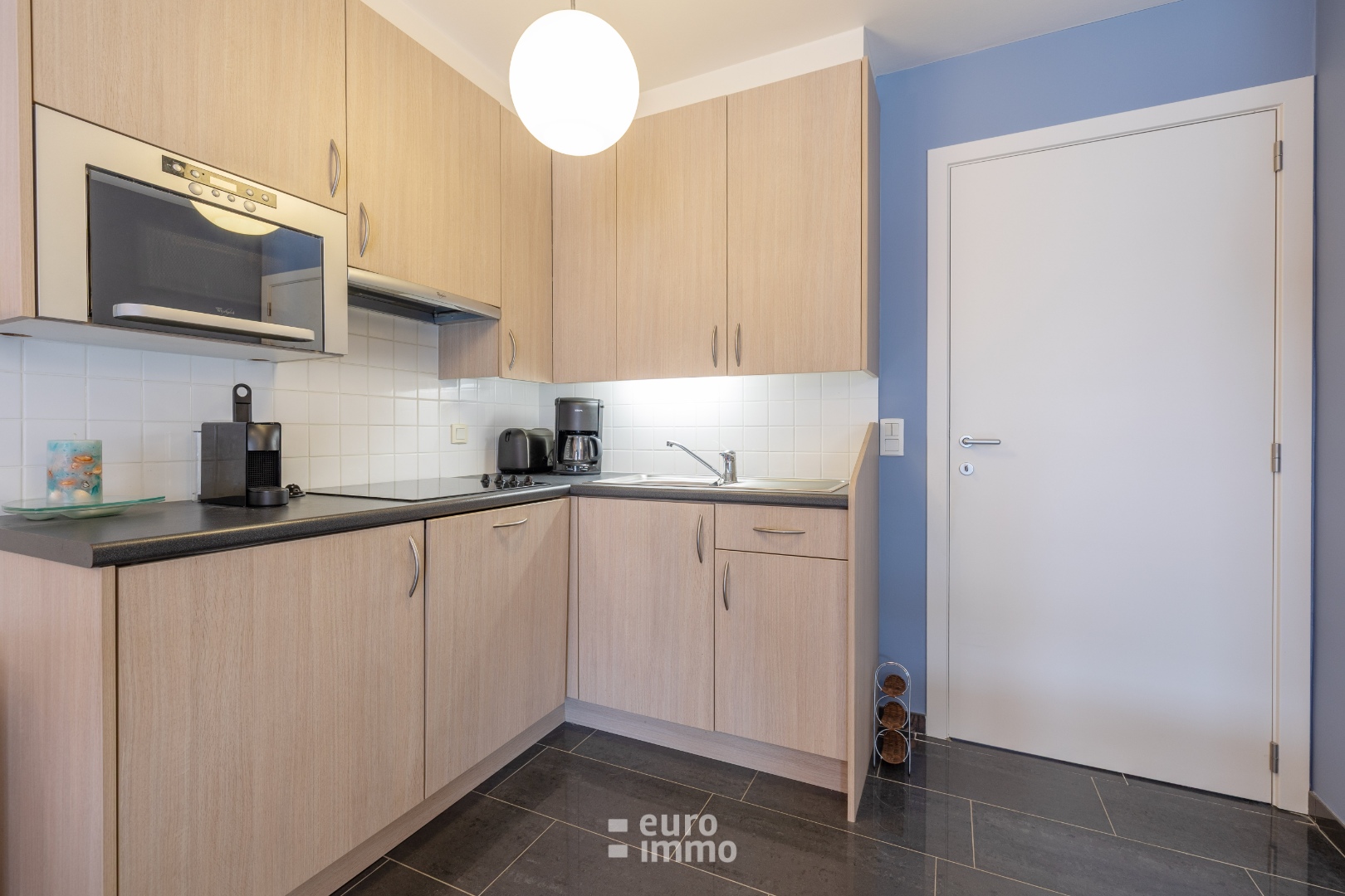Centraal gelegen appartement met 1 slaapkamer en leuk zeezicht - foto 4