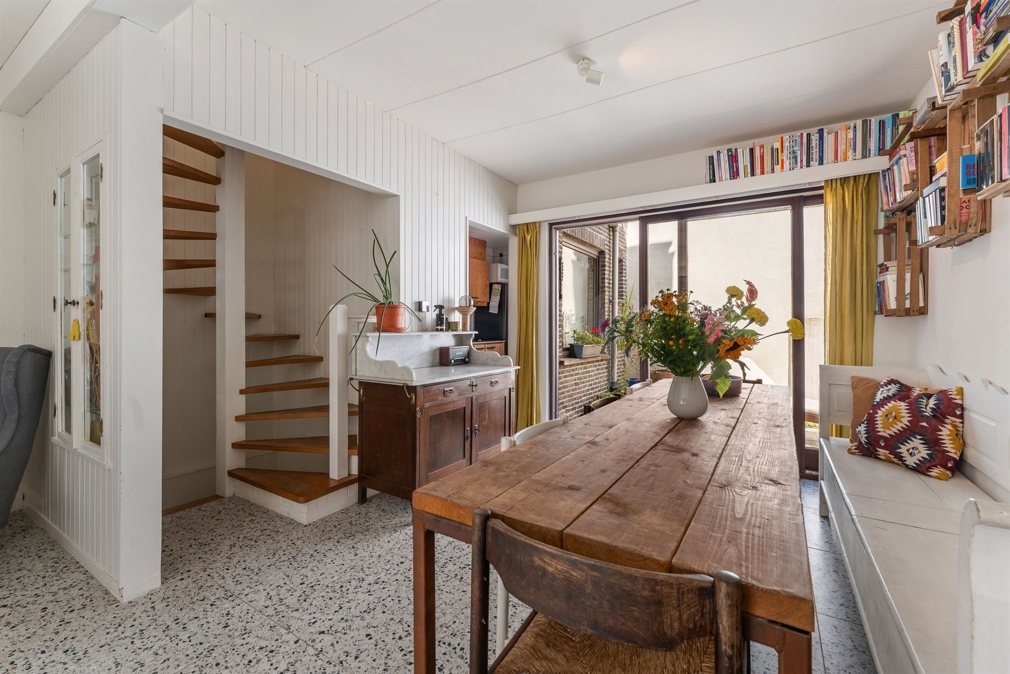 Steegwoning met naastliggend atelier/opslagplaats - foto 5