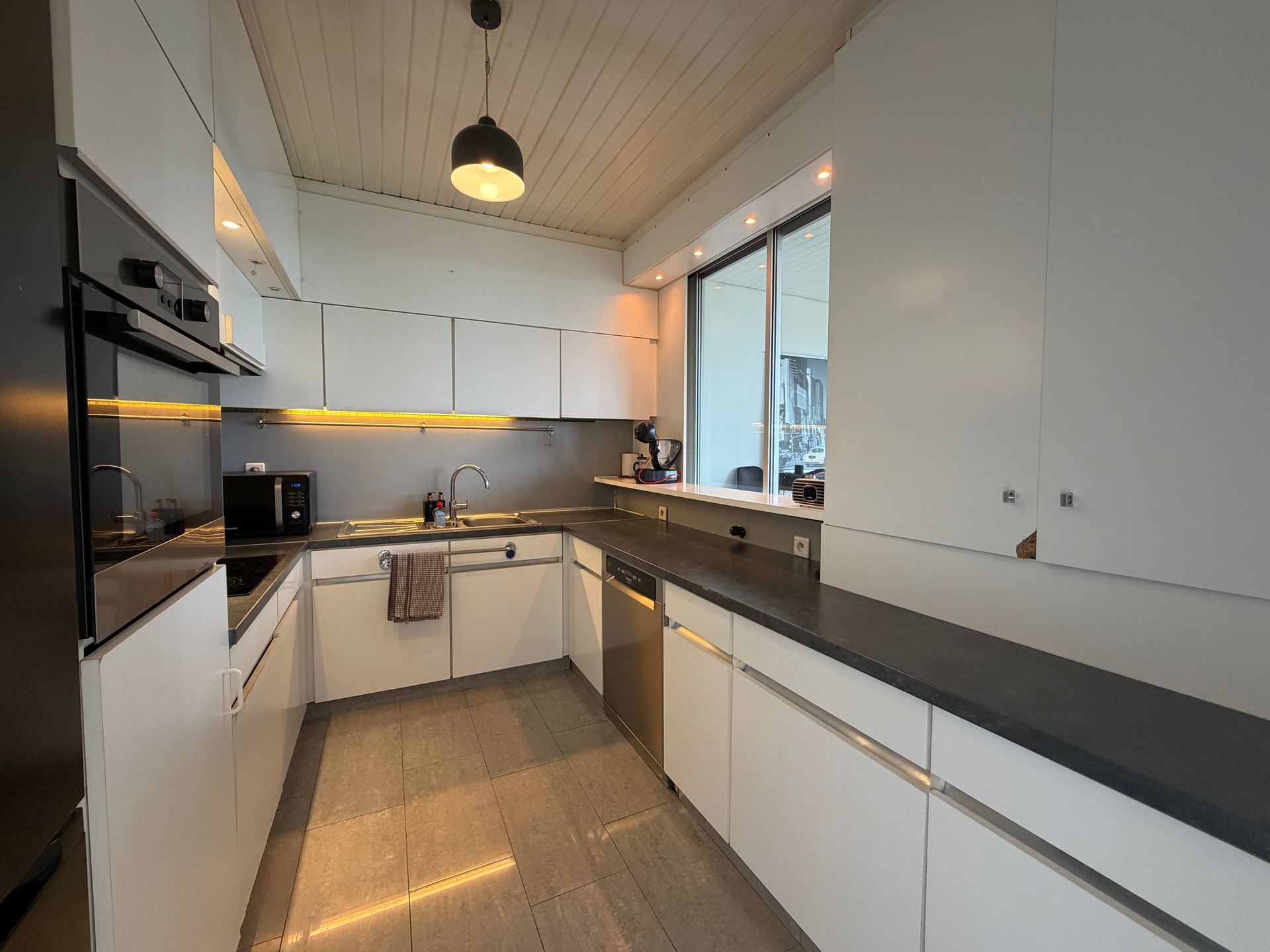 Appartement met prachtig uitzicht en 3 slaapkamers - foto 4