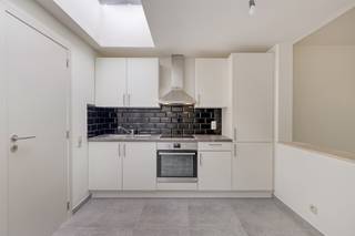 Deze totaal gerenoveerde instapklare woning met een knappe afwerking wordt u exclusief aangeboden door Access Estate.BEZOEKDAG DINSDAG 23 DECEMBER -...