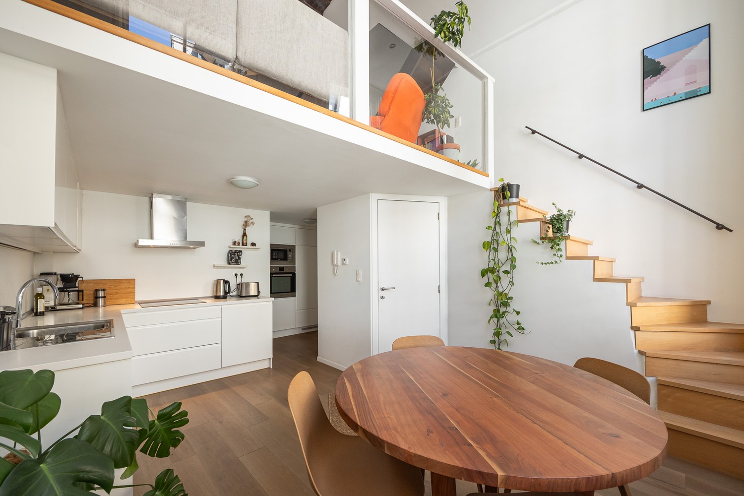 Instapklare stadswoning met garage en 2 slaapkamers - foto 3