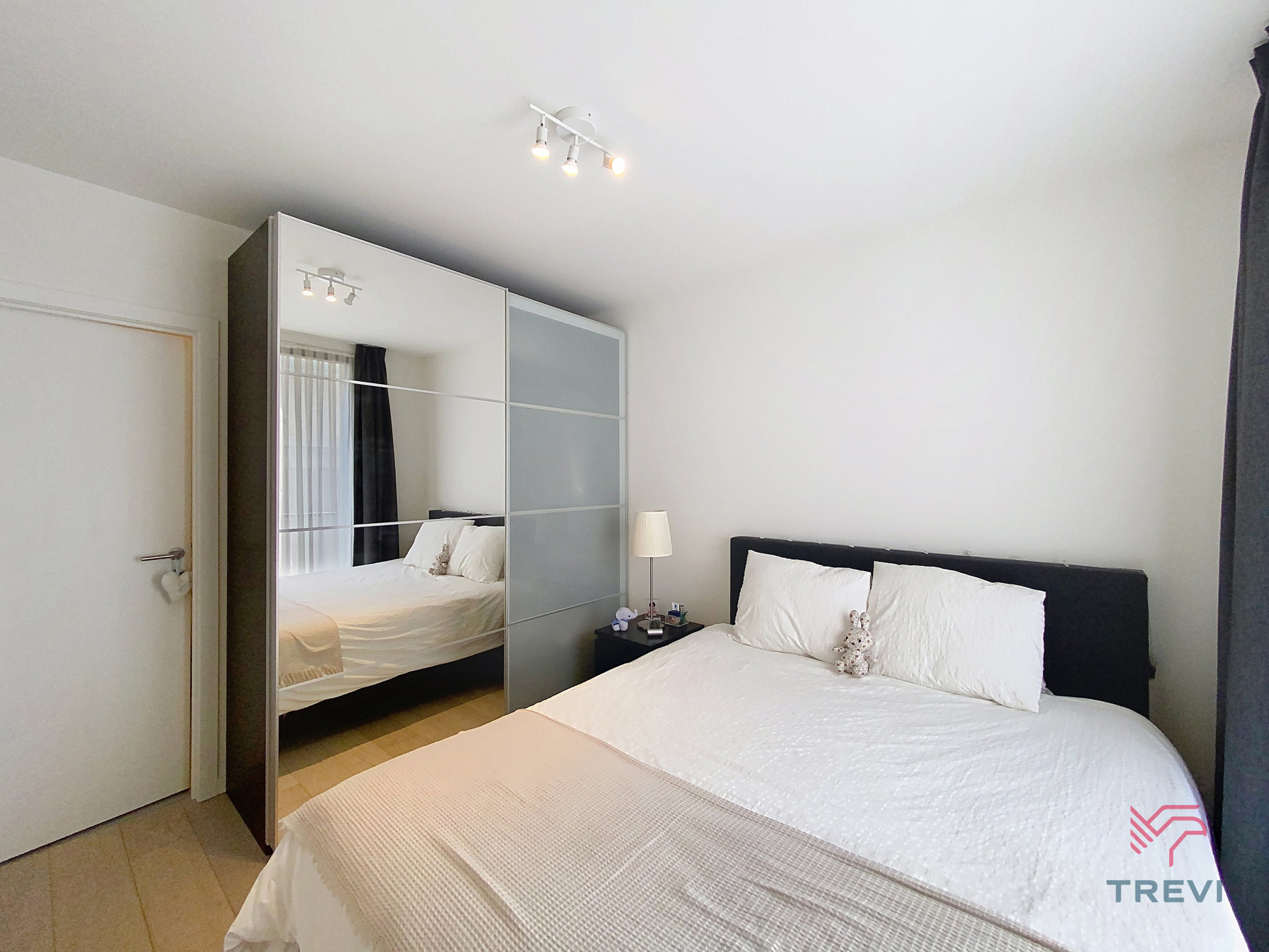 Appartement te huur in Brussel met 1 slaapkamer - foto 4