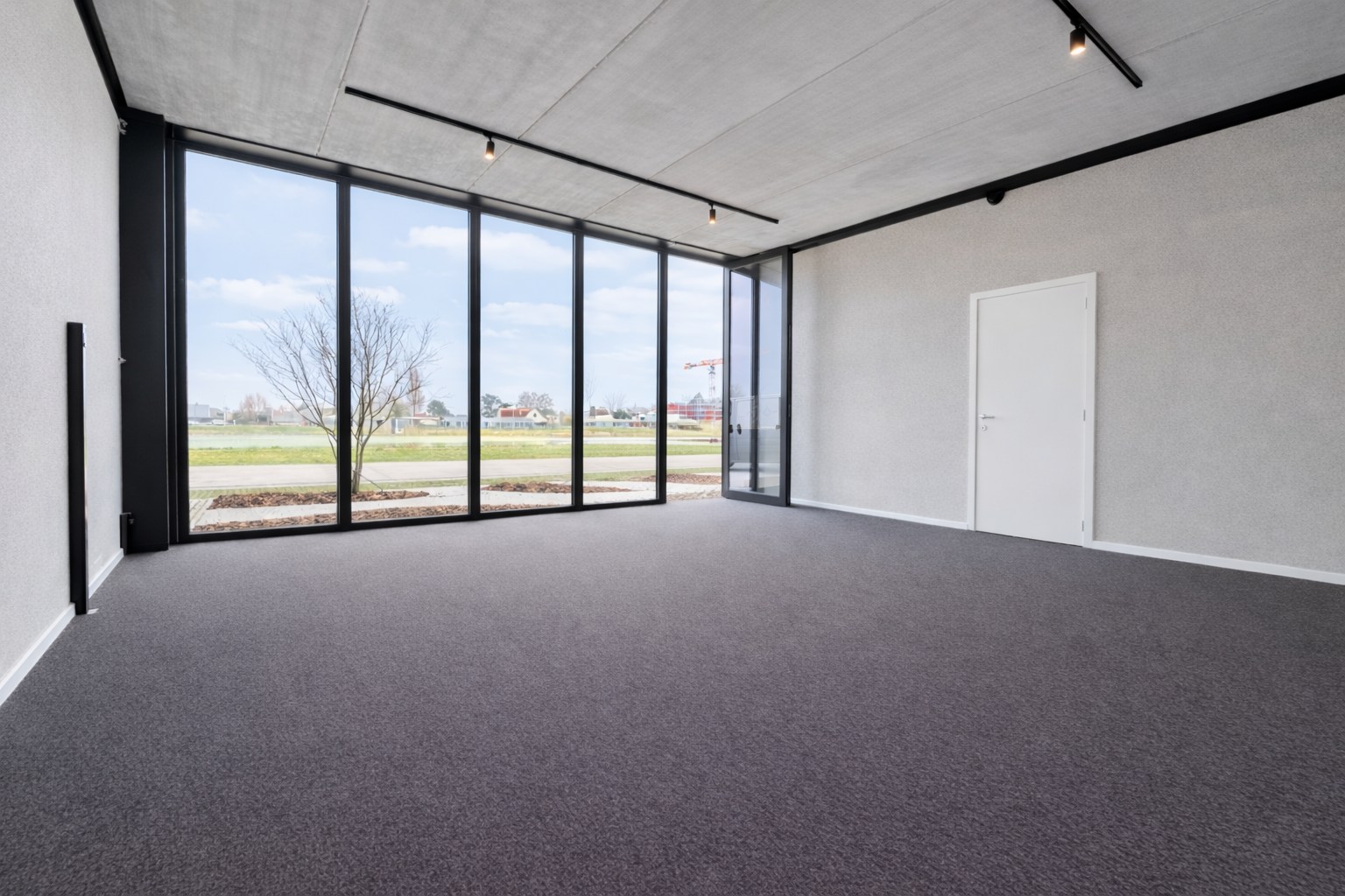 Kantoorruimte te huur in het industriepark van Knokke-Heist. - foto 2