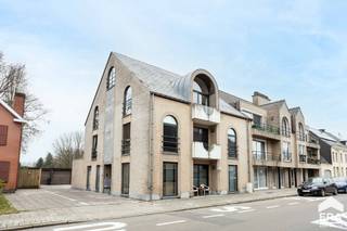 Ben je op zoek naar een opbrengstgebouw met verhuurde appartementen in Aalst? Lees dan zeker verder!Dit appartementsgebouw bevindt zich op een...