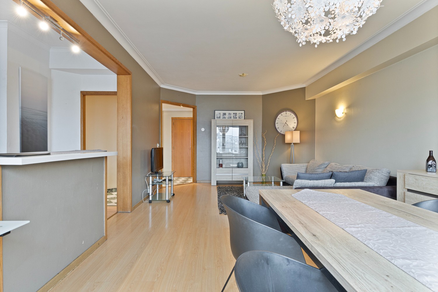Appartement met panoramisch uitzicht op topligging nabij het Theaterplein - foto 5