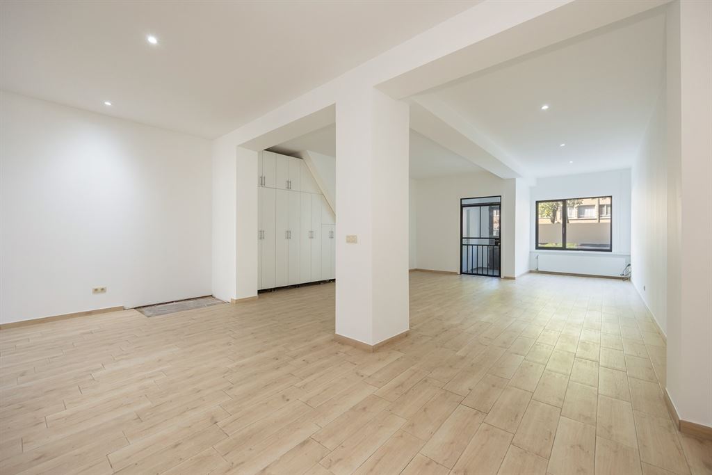 Grote woning met tuin en mogelijkheid tot thuisberoep - foto 2