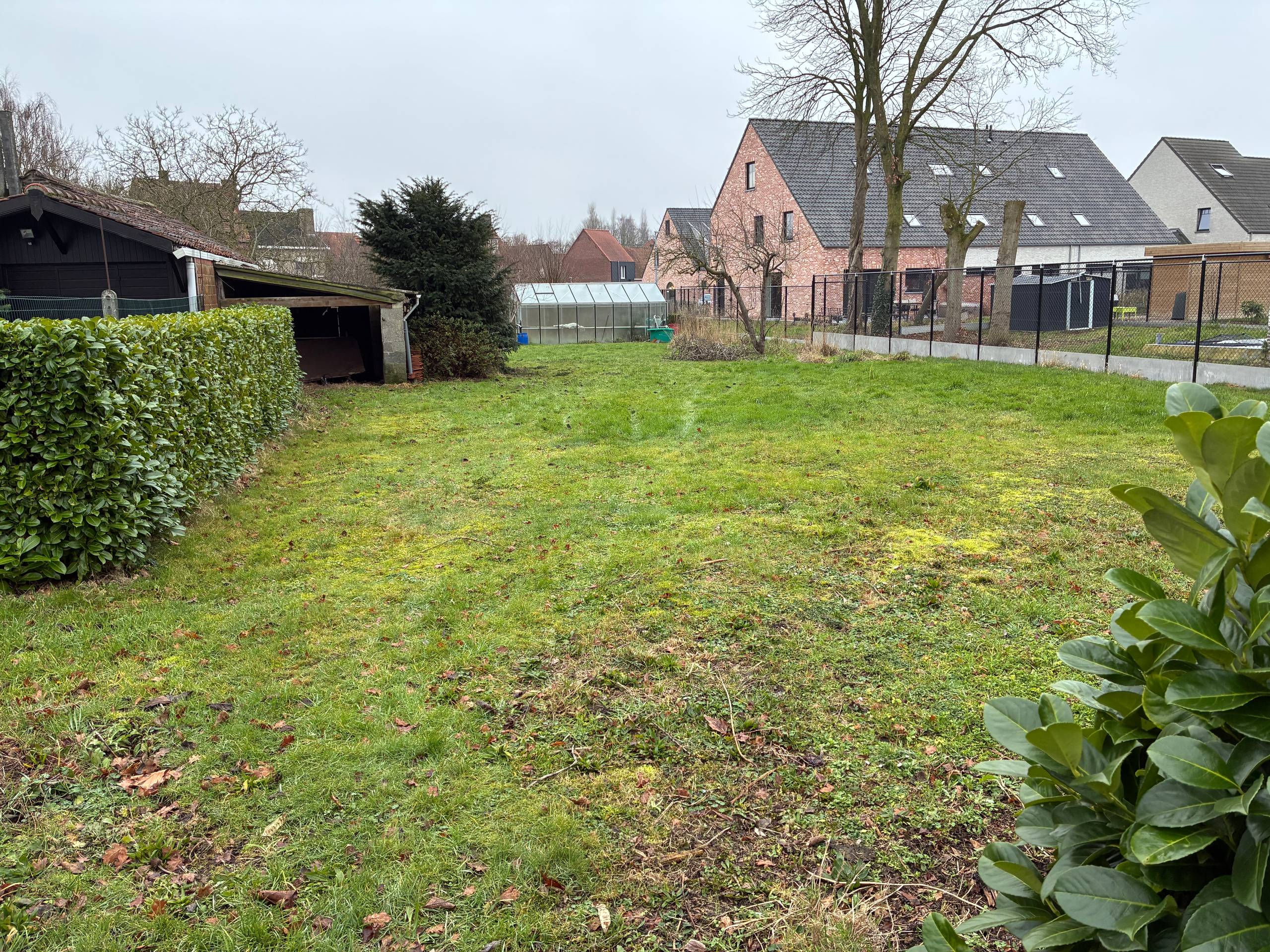 Rustig gelegen perceel bouwgrond - open bebouwing op 865 m² - foto 4