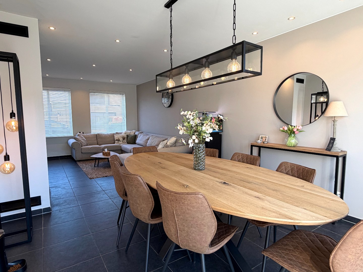 Prachtige woning met 3 slaapkamers, zonnepanelen en thuisbatterijen op rustige ligging! - foto 5