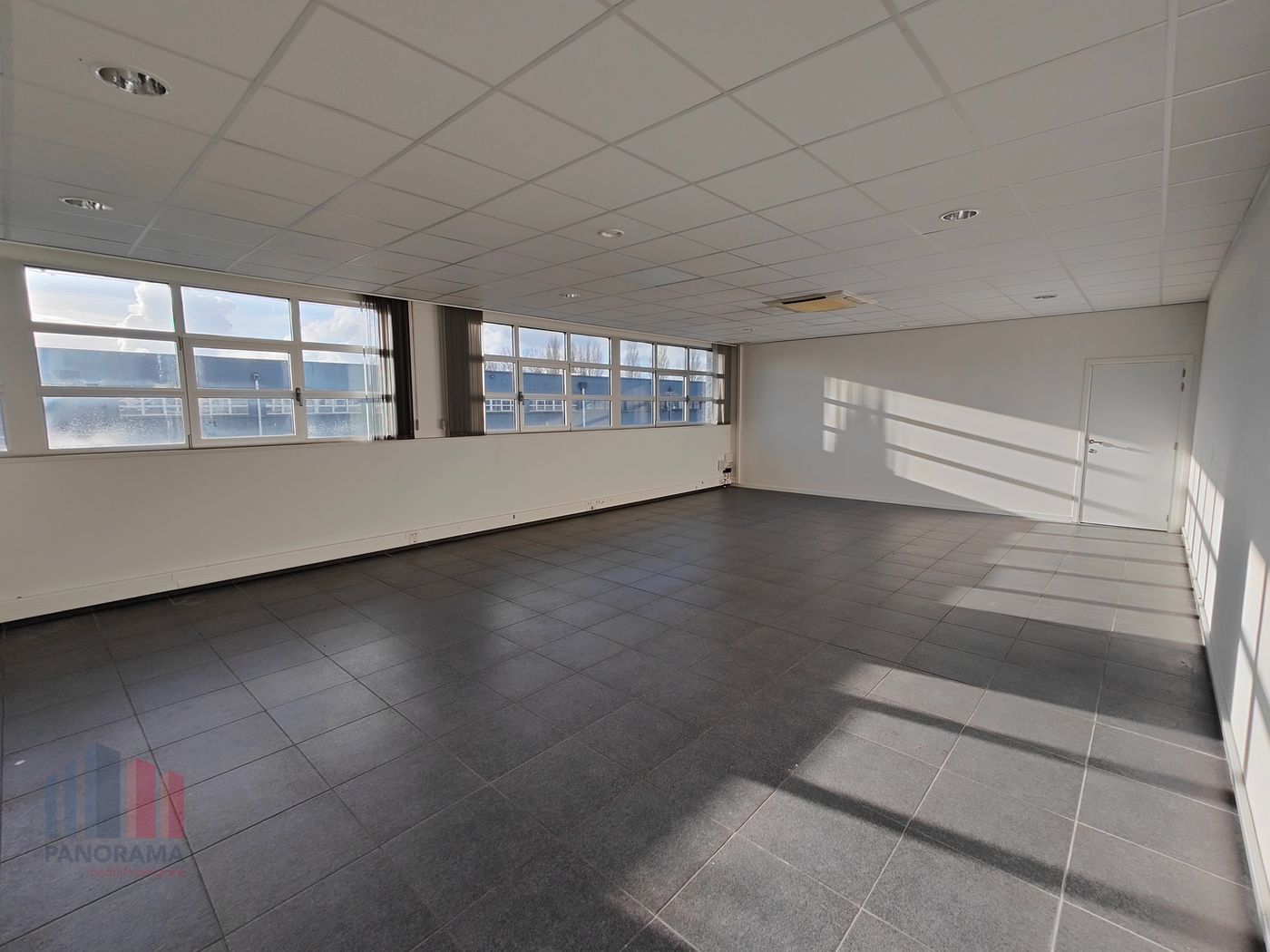 64 m² instapklare kantoren langs Pathoekeweg - foto 4