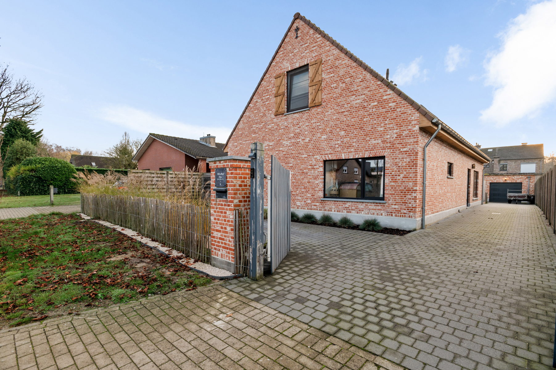 Volledig gerenoveerde woning met zuidtuin - rustige locatie! - foto 1