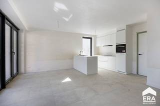 [[ DIT PAND NEEMT DEEL AAN DE ERA OPEN HUIZEN DAG OP 6/12 VAN 9:30 TOT 10:30 ]] Prachtig ruim appartement met 2 slaapkamers en terras.Residentie De...