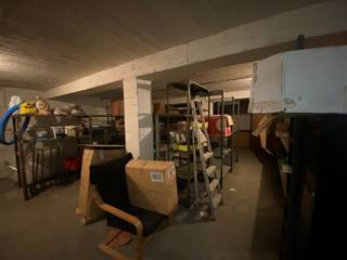 Commercial à louer à Alost