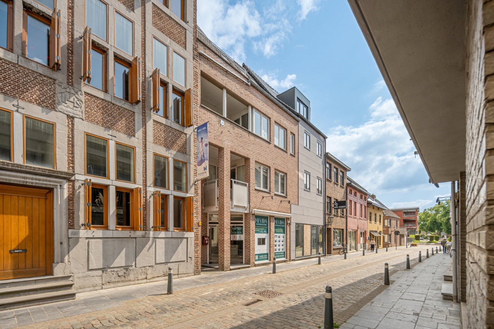 Goed verzorgd, gezellig duplex-appartement in het centrum met 2 slaapkamers, bureelruimte, terras - foto 1