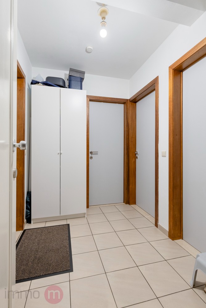 Goed gelegen appartement met 2 slaapkamers, terras en autostaanplaats - photo 5