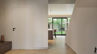 Zeer goed gelegen bouwgrond met reeds vergunde woning in het centrum van EdegemAlgemeen:- Vergunning voor OB en bijgebouw reeds aanwezig- Tal van...