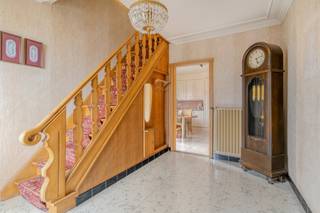 Deze woning is gelegen in Dessel in een landelijke omgeving met een snelle verbinding naar Mol, Geel, Retie en Dessel centrum.De indeling is de...