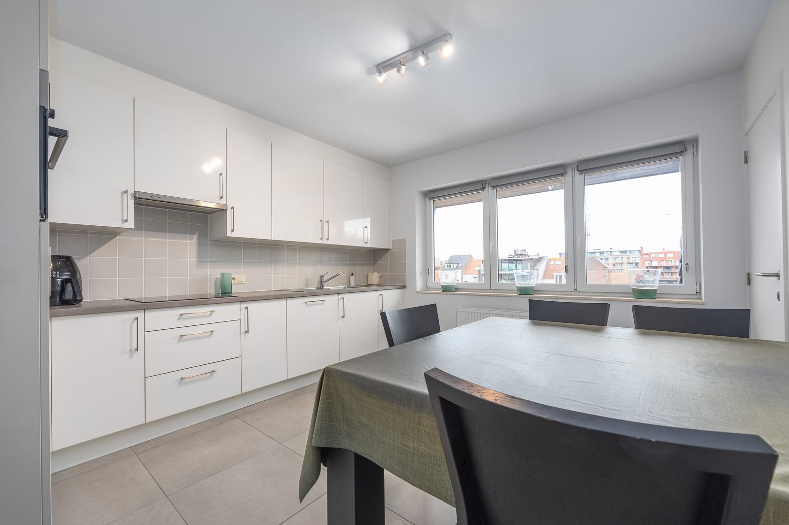 Schitterend duplex appartement in jonge residentie met zonnig terras - foto 4