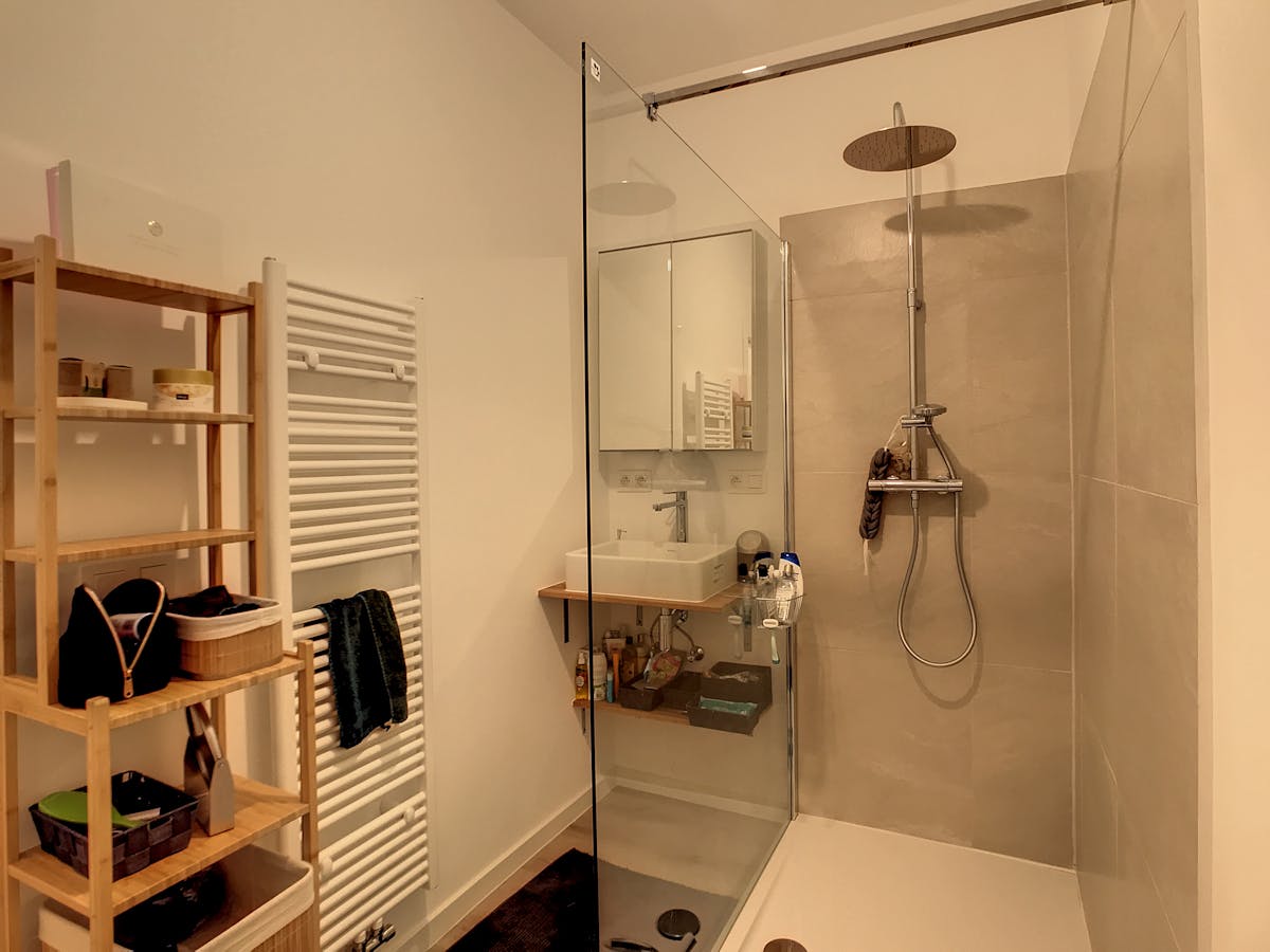 Gelijkvloersappartement met 1 slaapkamer te huur in Hoboken - foto 4